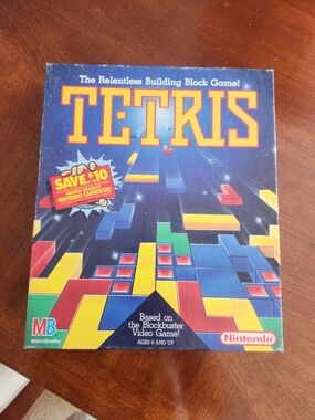 Vintage Nintendo Tetris Board Game - Blue, Yellow, Red, Green Complete.